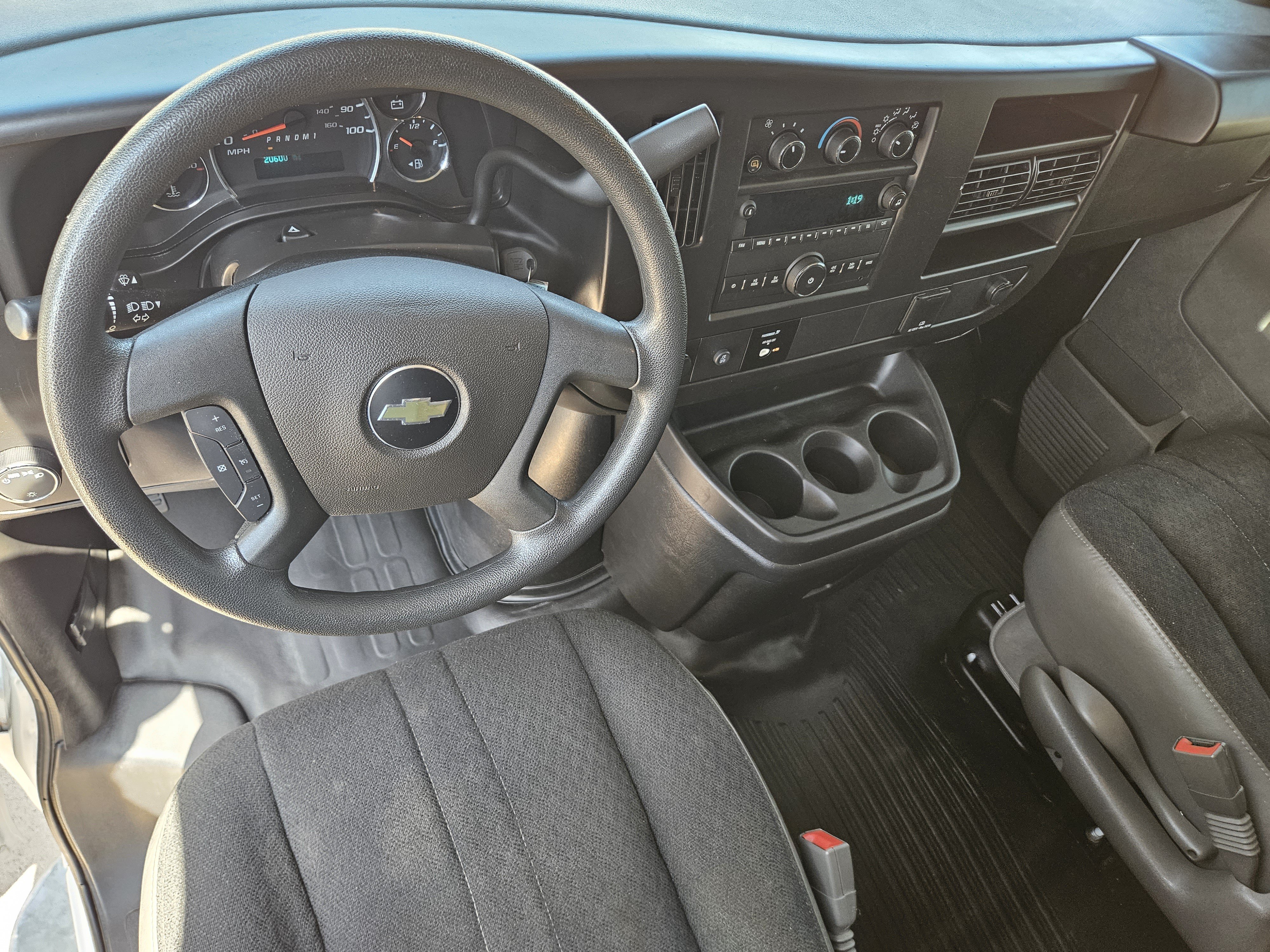 Used 2024 Chevrolet Express 2500 w/ Driver Convenience Package RWD image 23