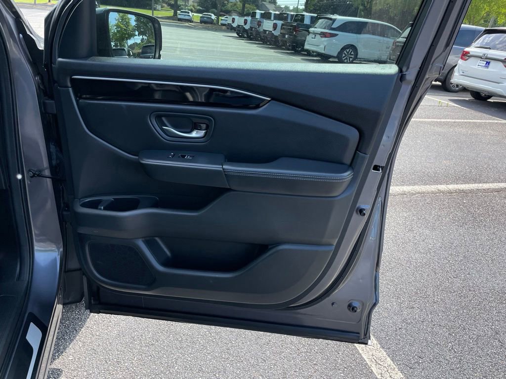 Certified 2024 Honda Pilot Touring image 30