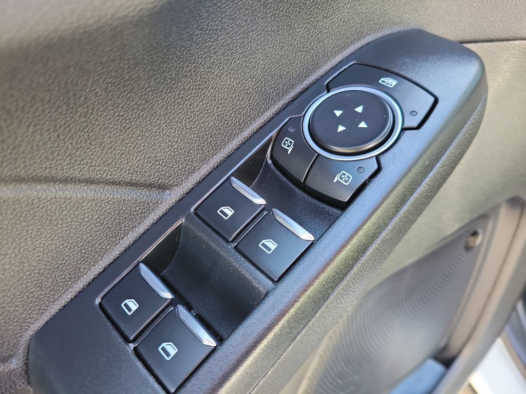Used 2023 Ford Escape Platinum w/ Premium Technology Package AWD/4WD image 18