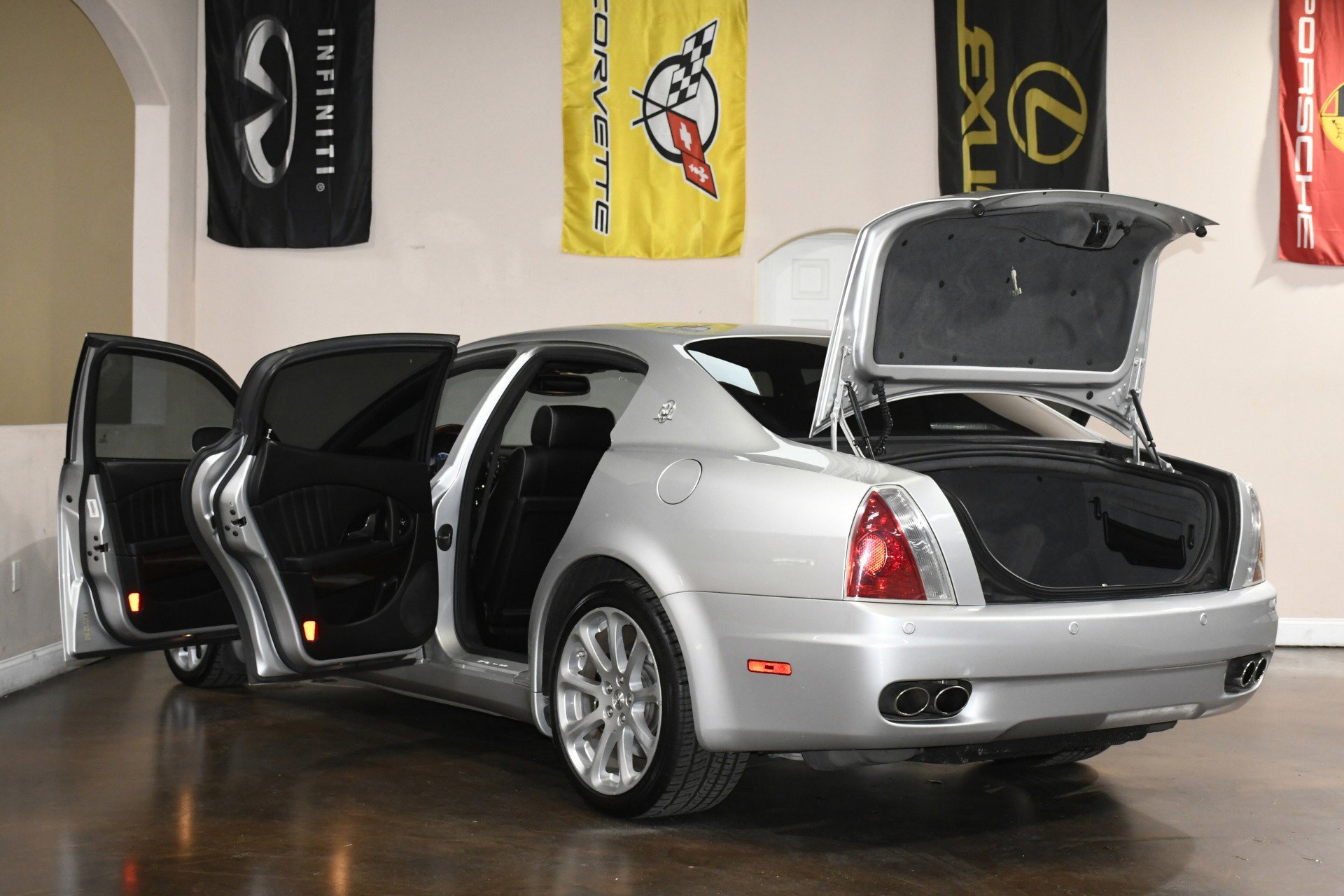 Used 2008 Maserati Quattroporte image 92