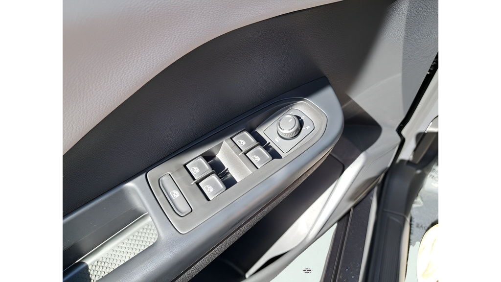 New 2025 Volkswagen Taos S AWD/4WD image 29