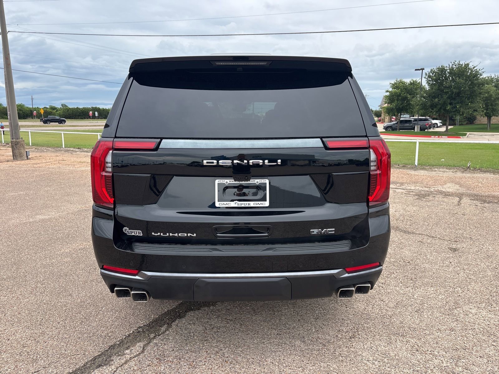 New 2026 GMC Yukon XL Denali Ultimate AWD/4WD image 5