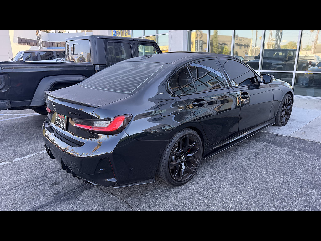 Used 2025 BMW M340i w/ Premium Package RWD image 3