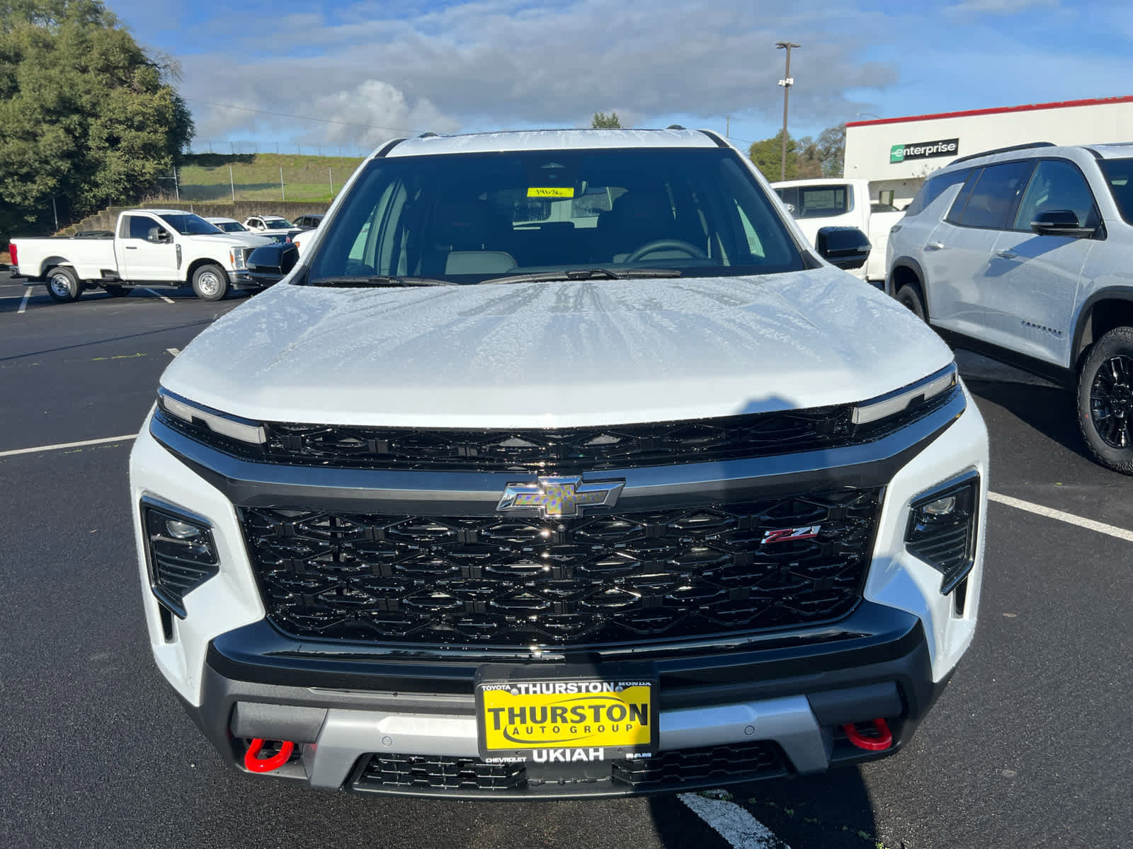 New 2026 Chevrolet Traverse Z71 w/ Enhanced Driving Package image 2