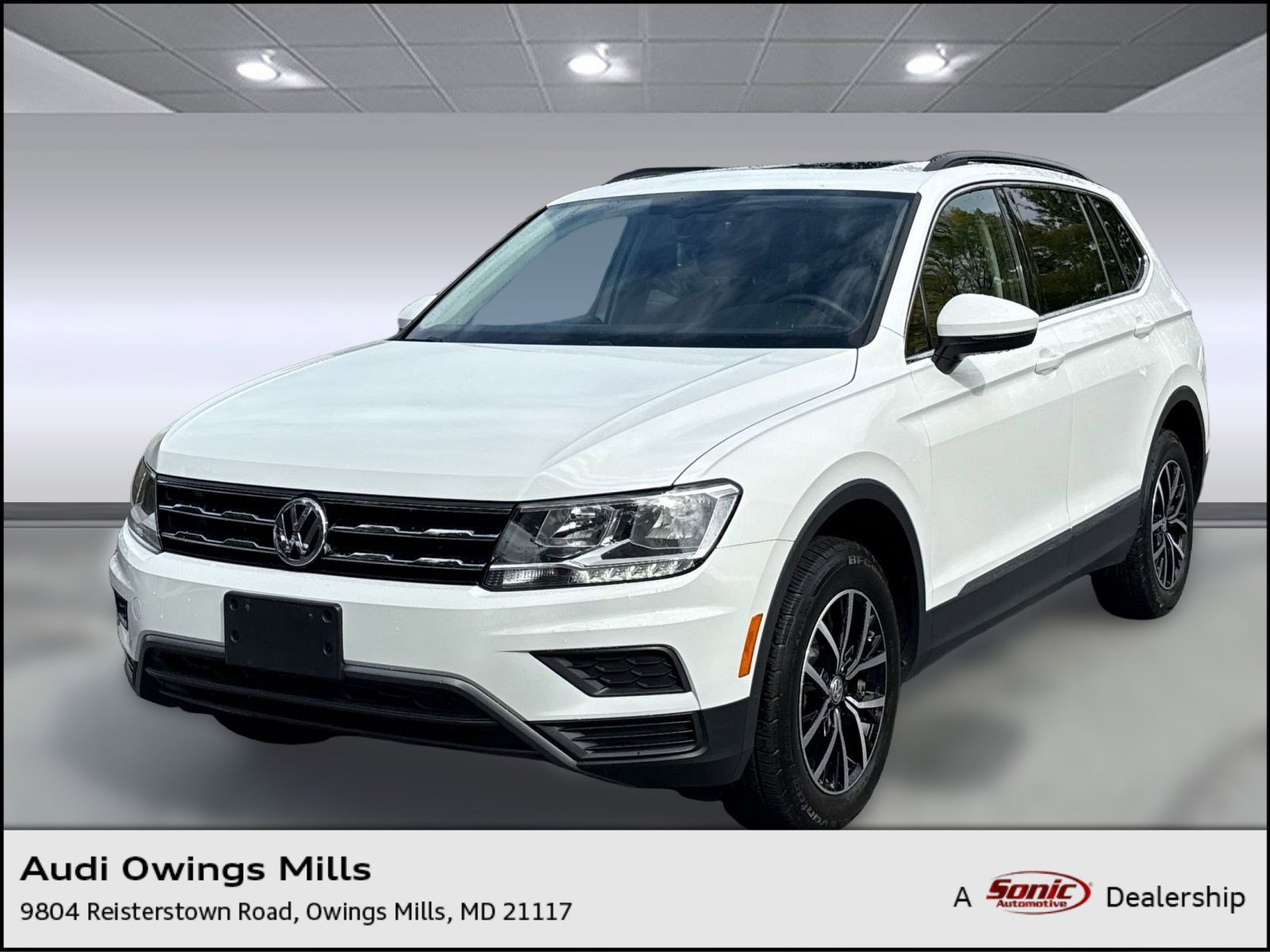Used 2021 Volkswagen Tiguan SE w/ Panoramic Sunroof Package