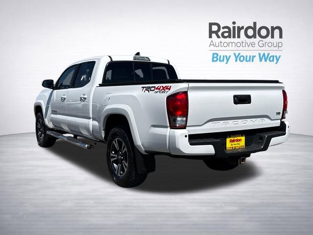 Used 2016 Toyota Tacoma TRD Sport w/ Premium & Technology Package AWD/4WD image 5