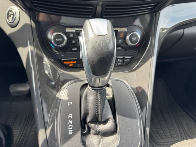 Used 2015 Ford Escape Titanium w/ Equipment Group 301A FWD image 21