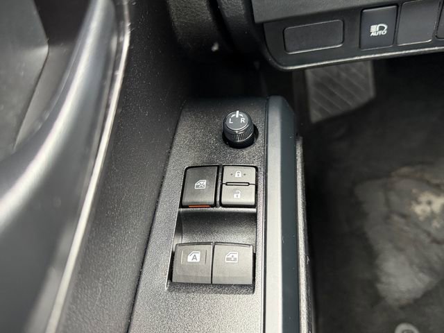 Used 2021 Toyota Tacoma SR image 16