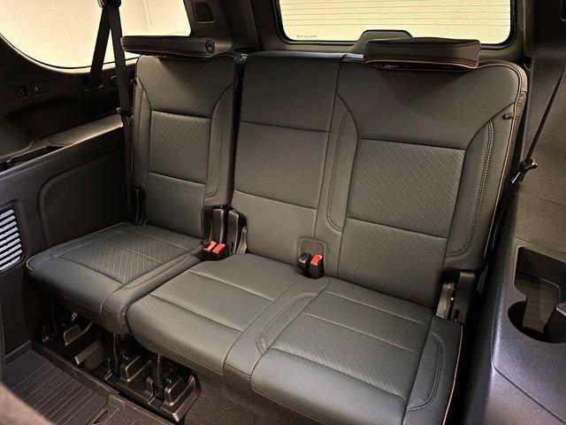 New 2026 GMC Yukon XL AT4 w/ AT4 Premium Plus Package AWD/4WD image 24