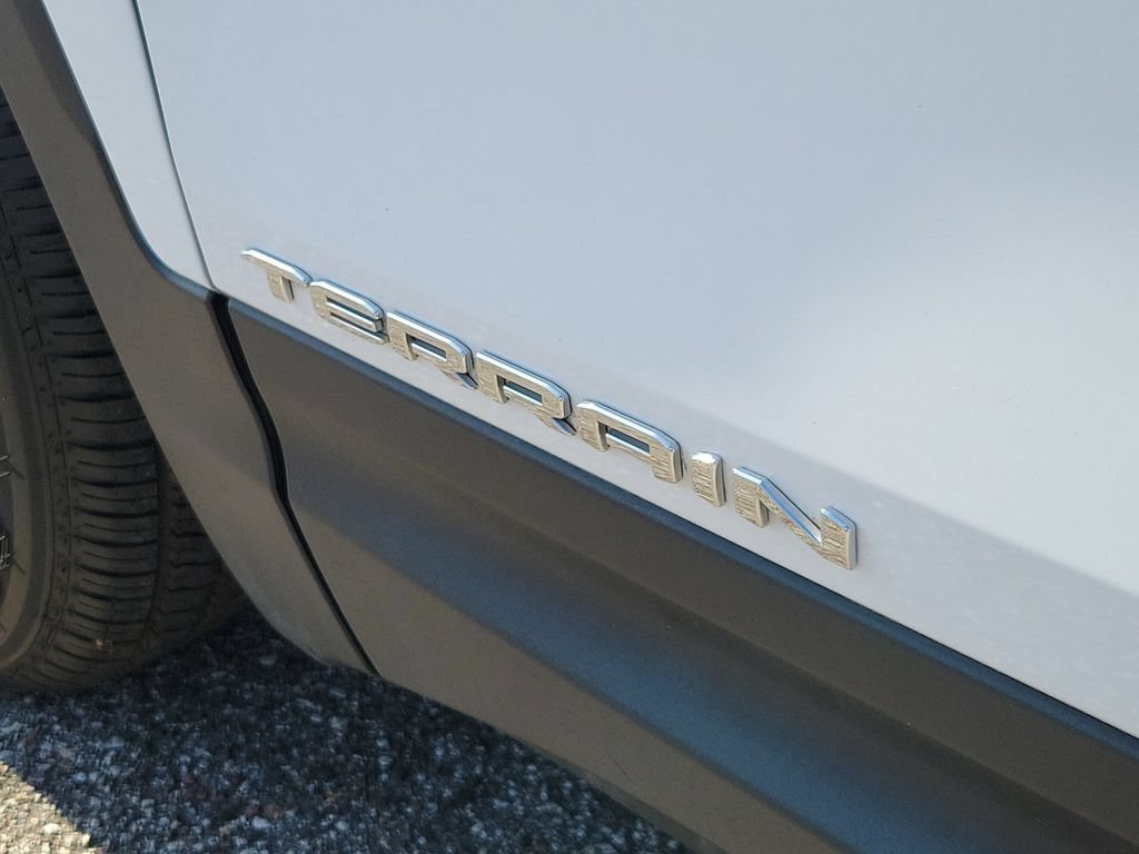 Used 2022 GMC Terrain SLE FWD image 6
