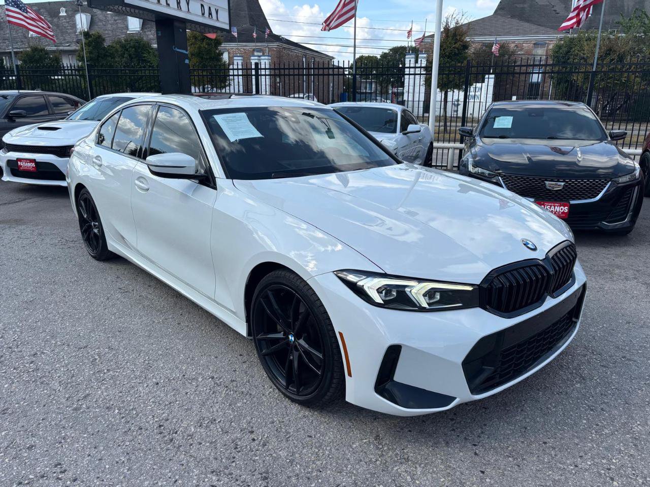 Used 2023 BMW 330i Sedan w/ M Sport Package RWD image 4