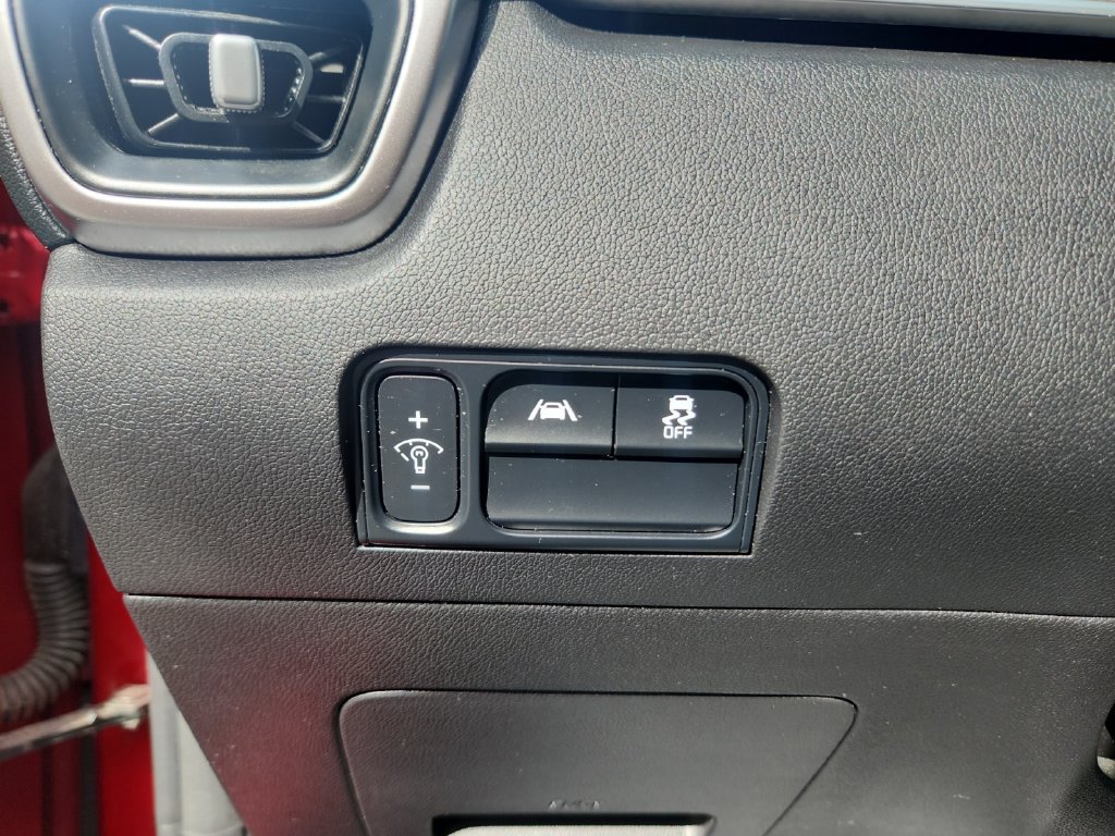 Used 2022 Kia Sorento S w/ Panoramic Sunroof Package AWD/4WD image 26