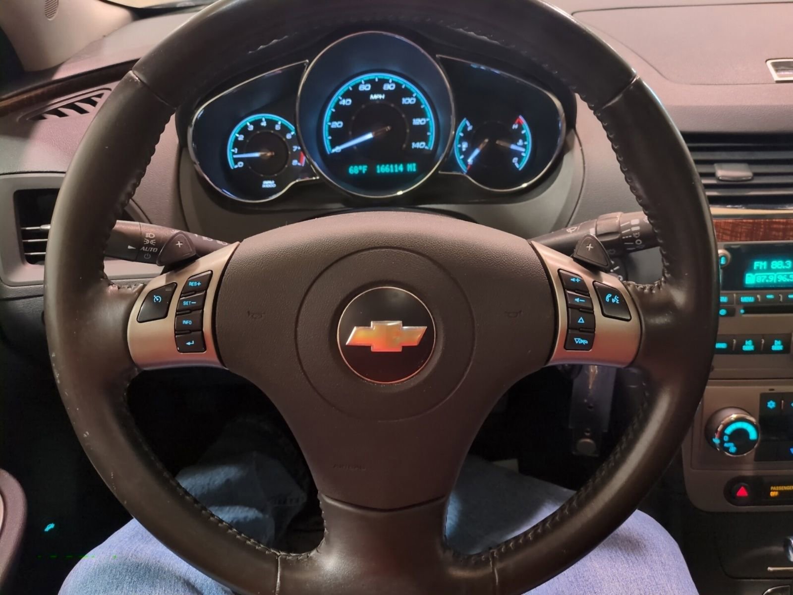 Used 2010 Chevrolet Malibu LTZ w/ HFV6 Engine Package image 18