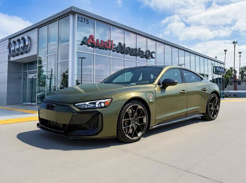 New 2026 Audi RS e-tron GT performance image 1