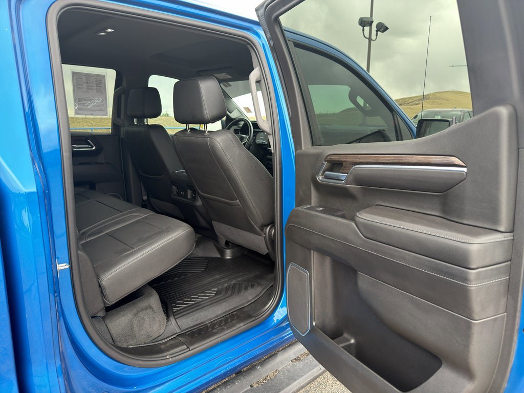 Certified 2022 Chevrolet Silverado 1500 LT Trail Boss w/ LT Trail Boss Premium Package AWD/4WD image 24