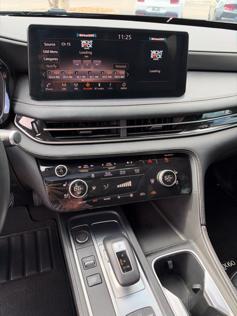 Used 2023 INFINITI QX60 Luxe w/ Performance Audio Package FWD image 25