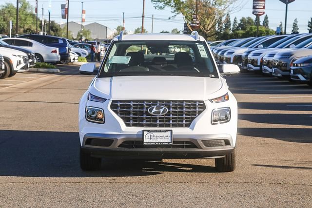 New 2026 Hyundai Venue SEL FWD image 7
