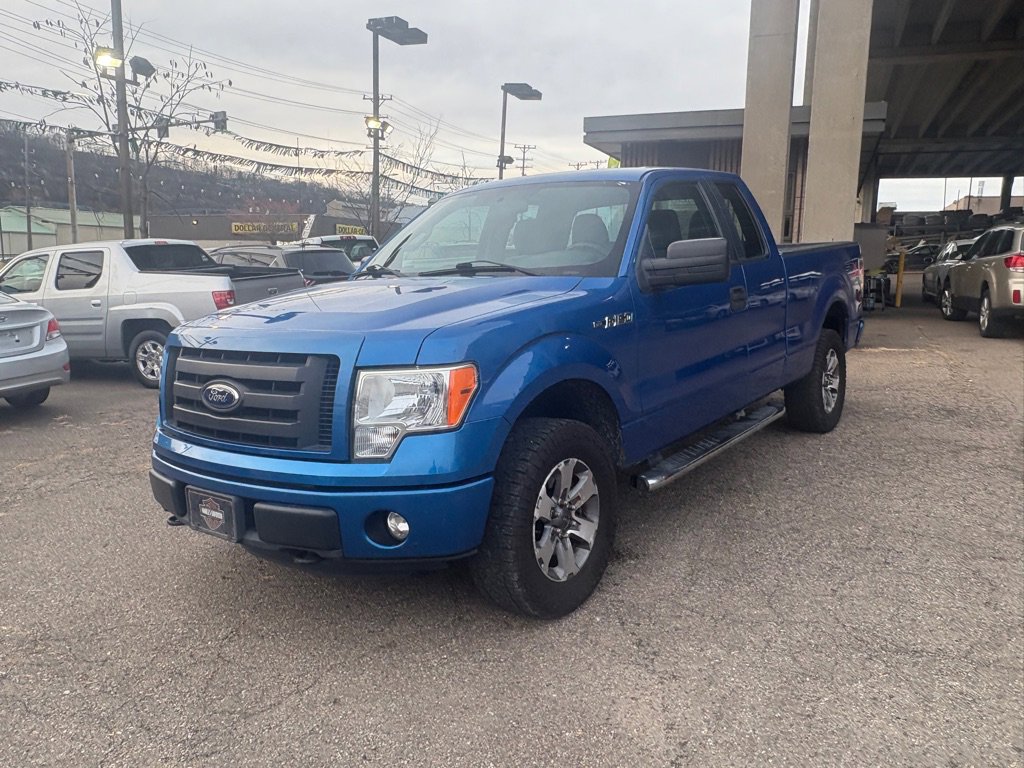 Used 2011 Ford F150 STX w/ STX Decor Pkg image 1