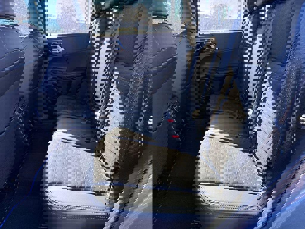 Used 2024 Mitsubishi Outlander SE image 19