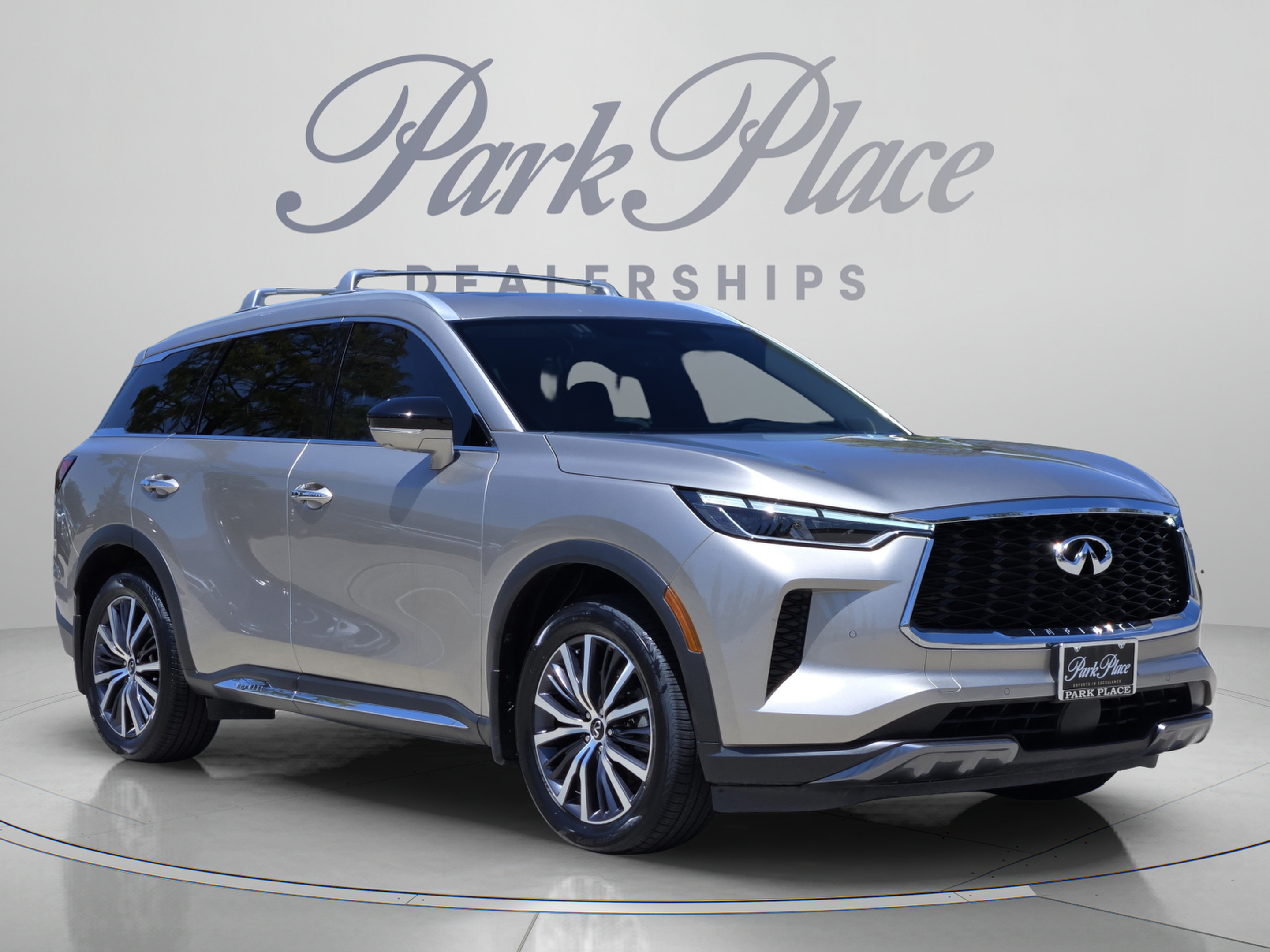 Used 2024 INFINITI QX60 Sensory w/ Cargo Package AWD/4WD image 7