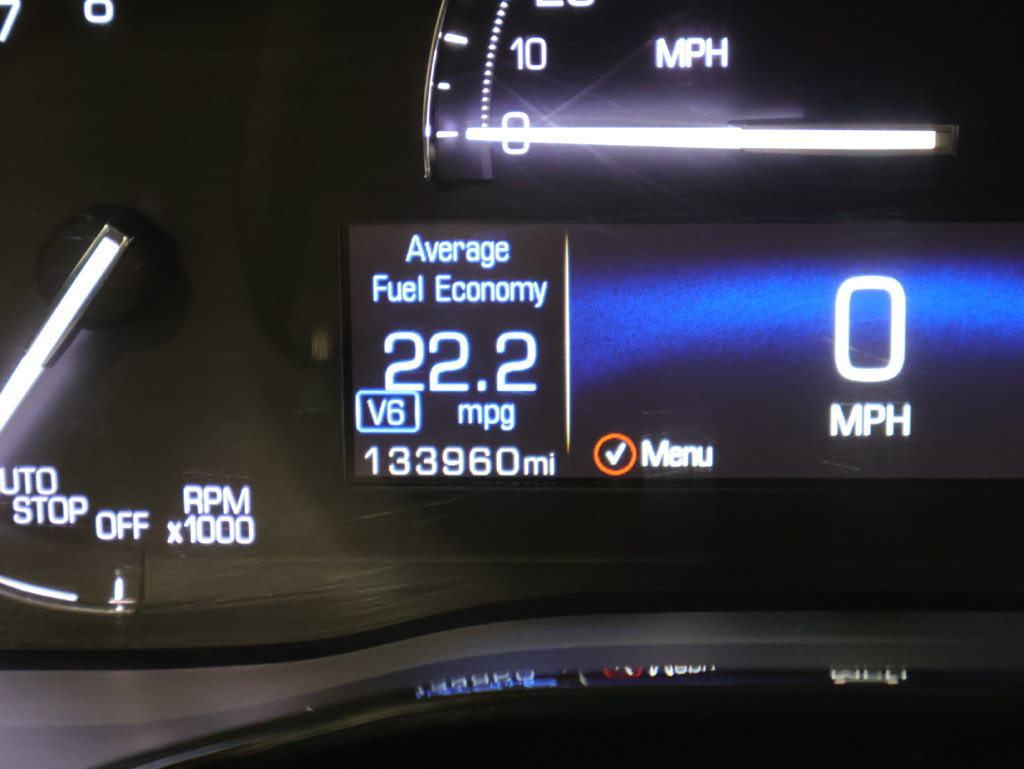 Used 2018 Cadillac XT5 Luxury w/ Driver Awareness Package AWD/4WD image 41