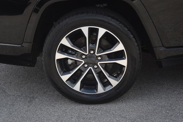 Used 2023 Jeep Grand Cherokee L Overland AWD/4WD image 29