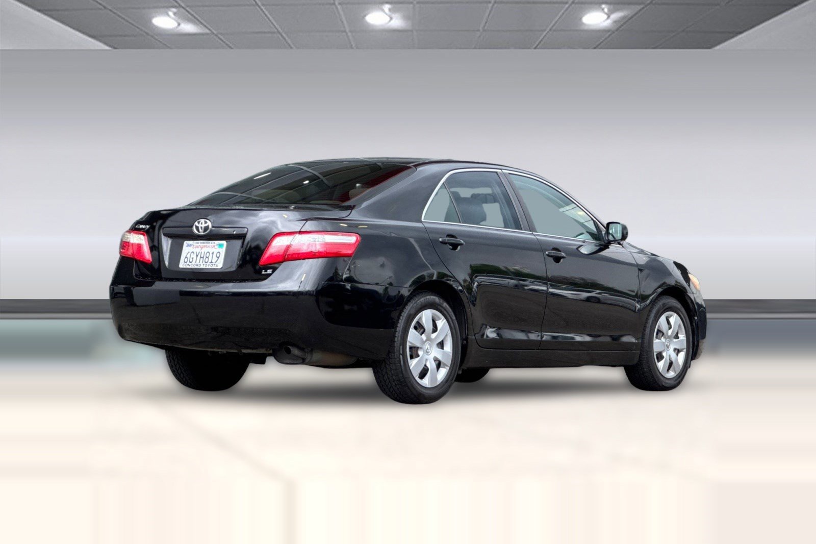 Used 2009 Toyota Camry LE image 3