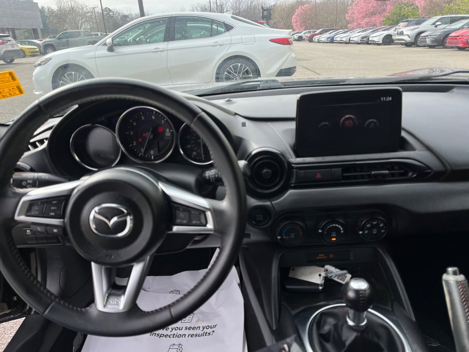 Used 2019 MAZDA MX-5 Miata Sport w/ I-ACTIVSENSE Sport Package RWD image 21
