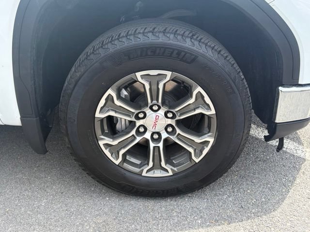 Used 2025 GMC Sierra 1500 SLT AWD/4WD image 11