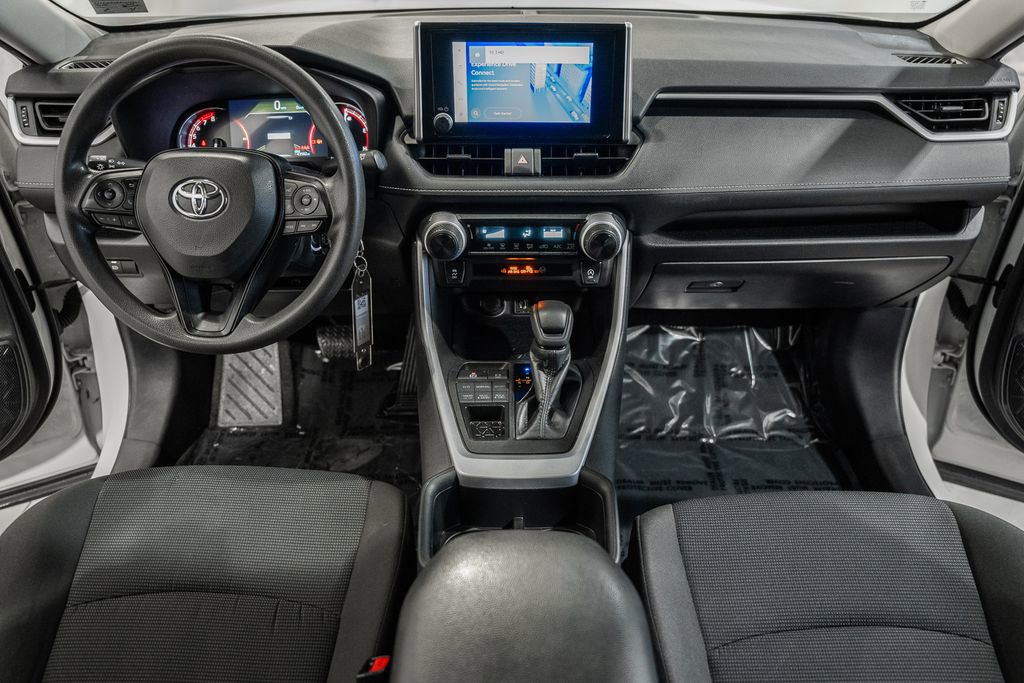 Used 2024 Toyota RAV4 LE image 18