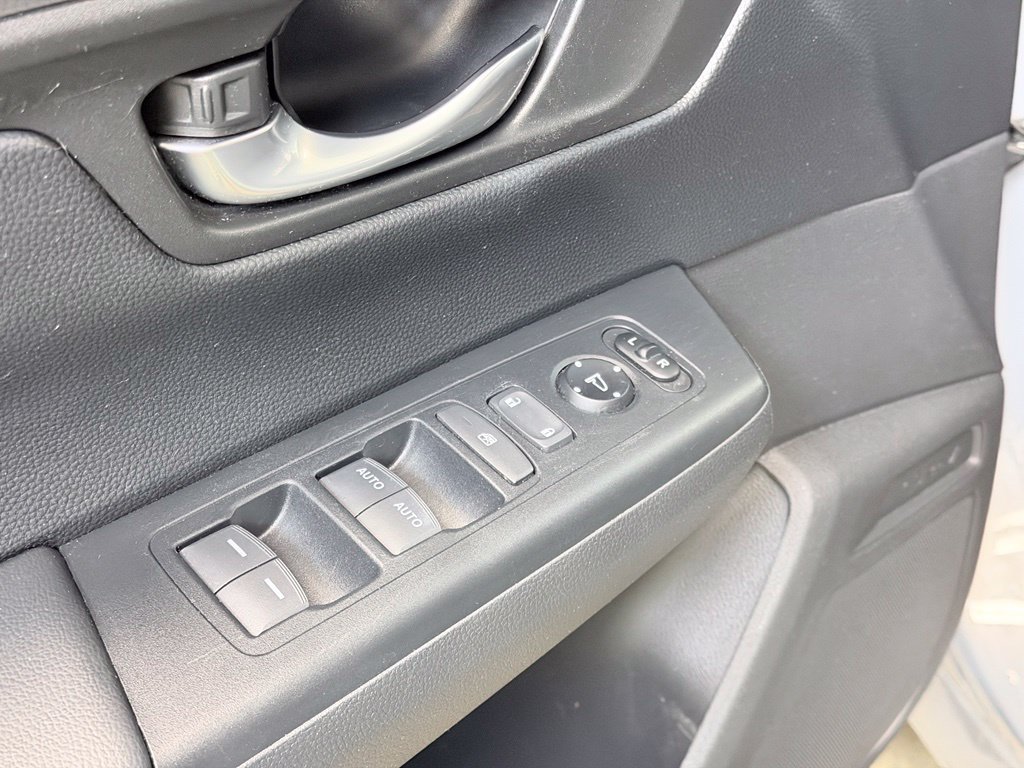 Used 2024 Honda CR-V Sport image 10