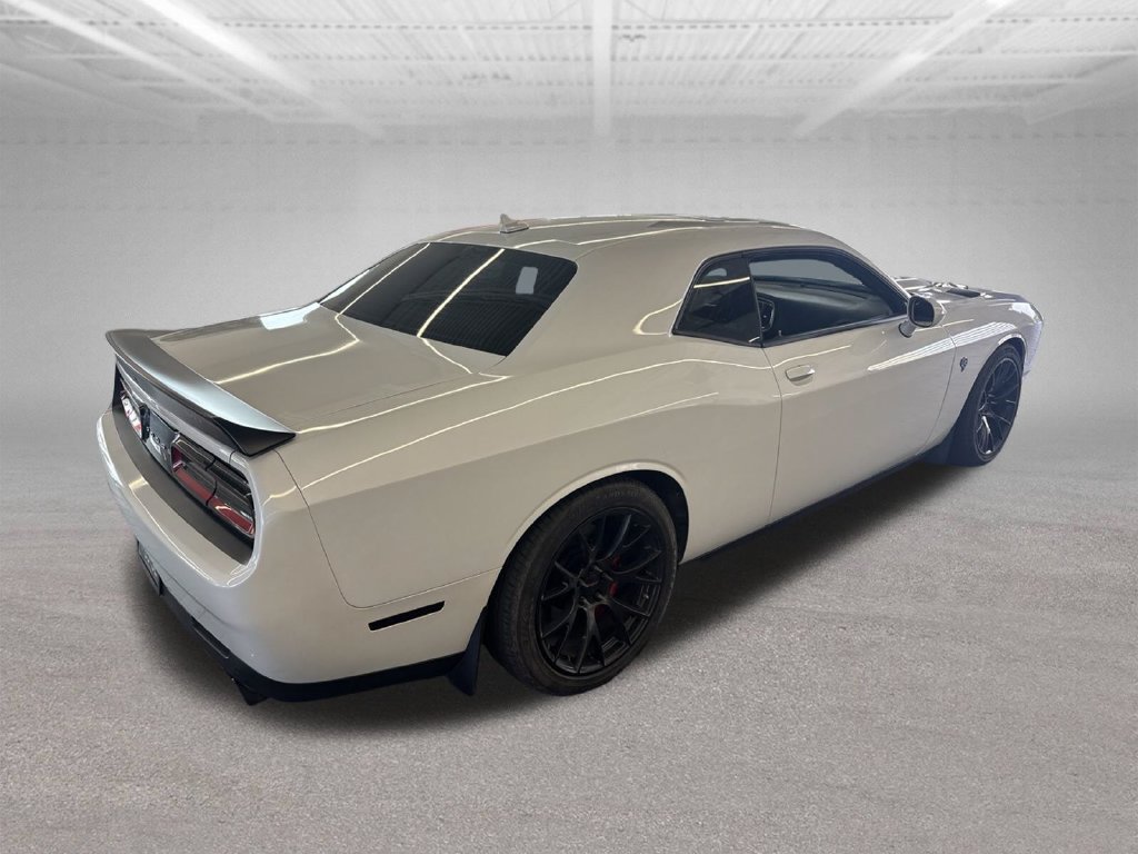 Used 2016 Dodge Challenger SRT Hellcat RWD image 29