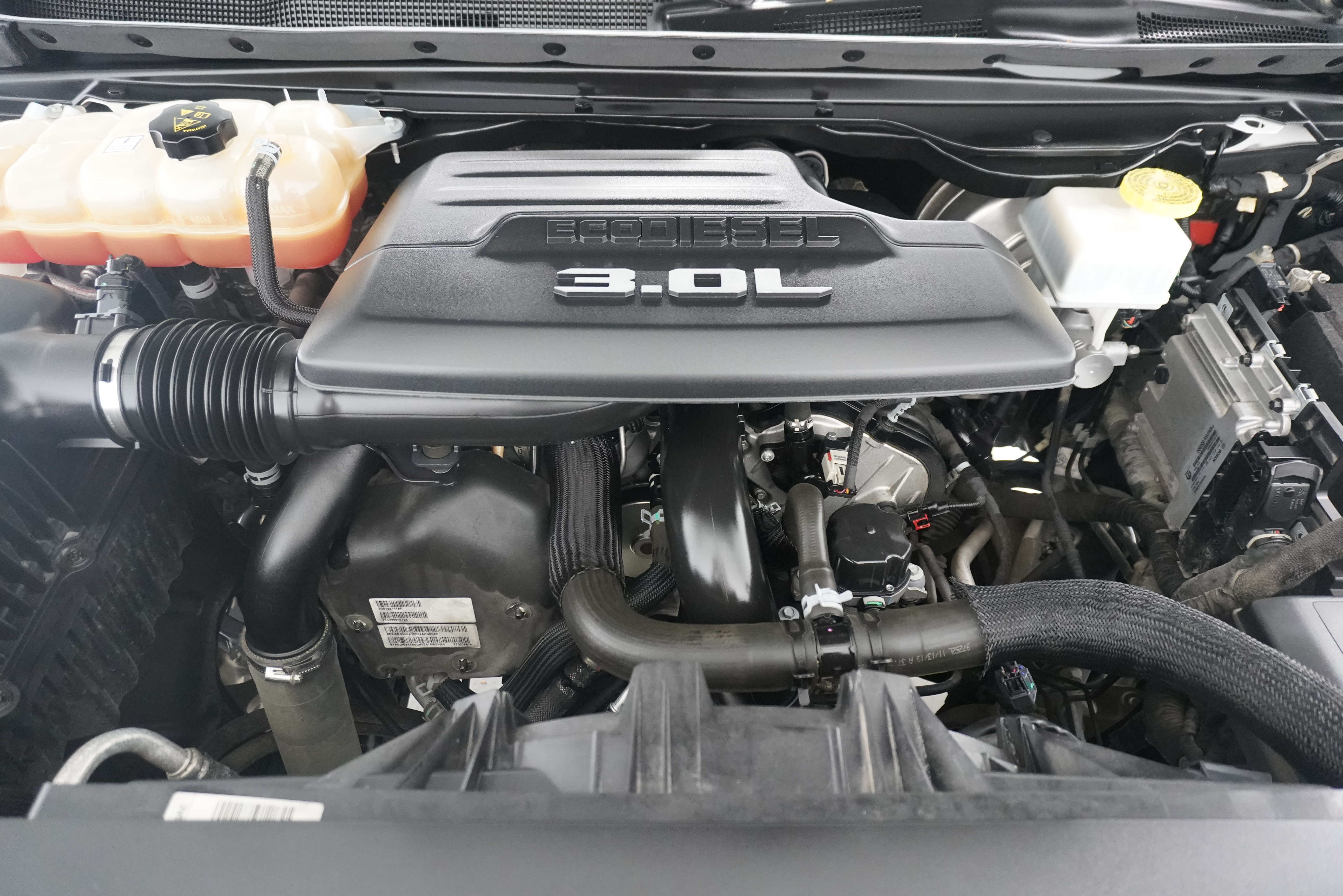 Used 2020 RAM 1500 Laramie RWD image 29