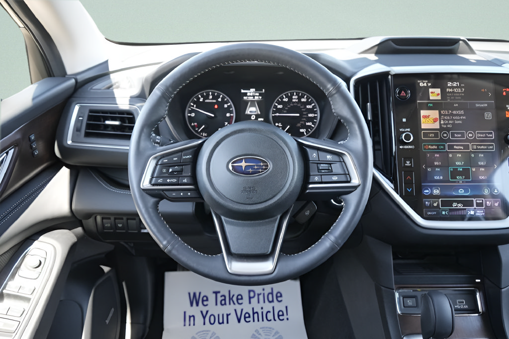 Used 2024 Subaru Ascent Touring AWD/4WD image 18