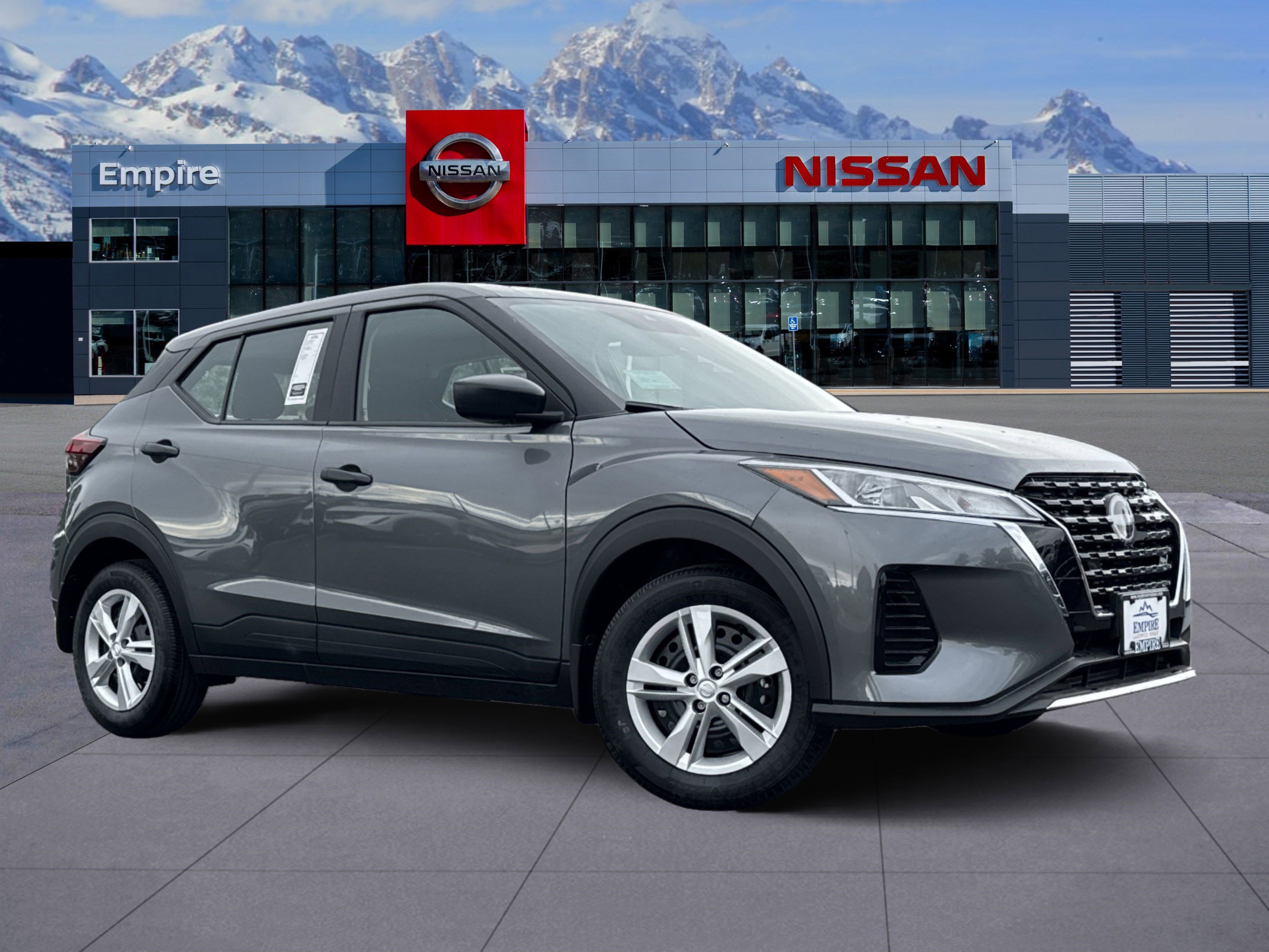 New 2025 Nissan Kicks Play S