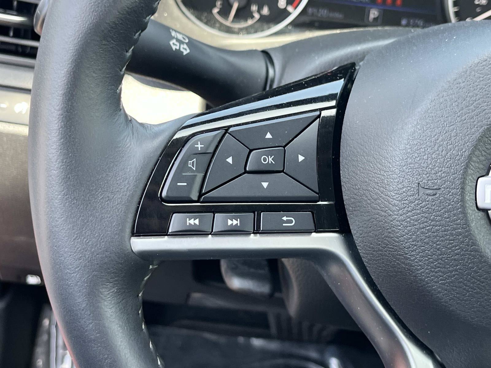 Used 2024 Nissan Altima 2.5 SL FWD image 28