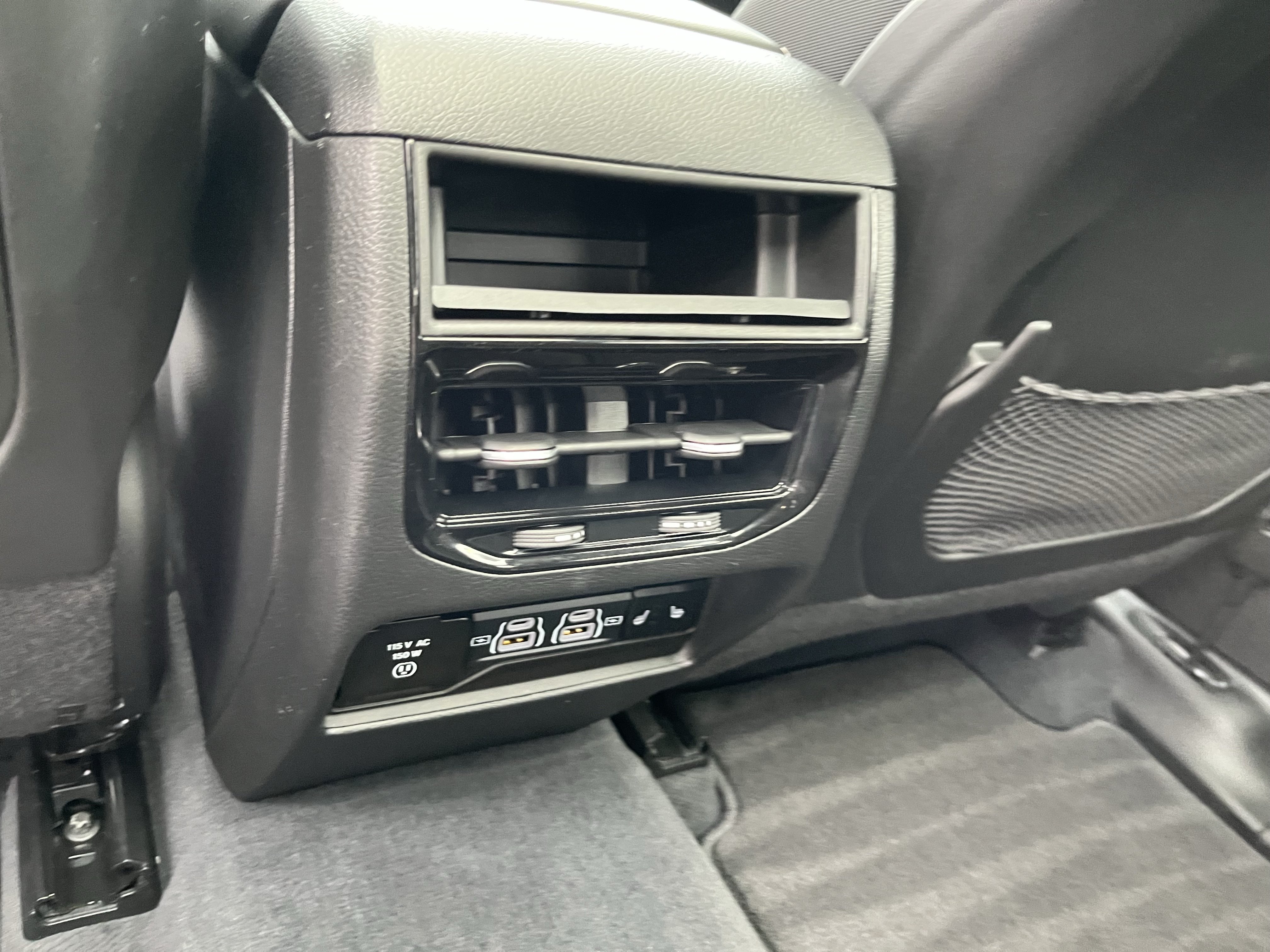 Used 2023 Jeep Grand Cherokee 4WD 4xe w/ Luxury Tech Group II image 20