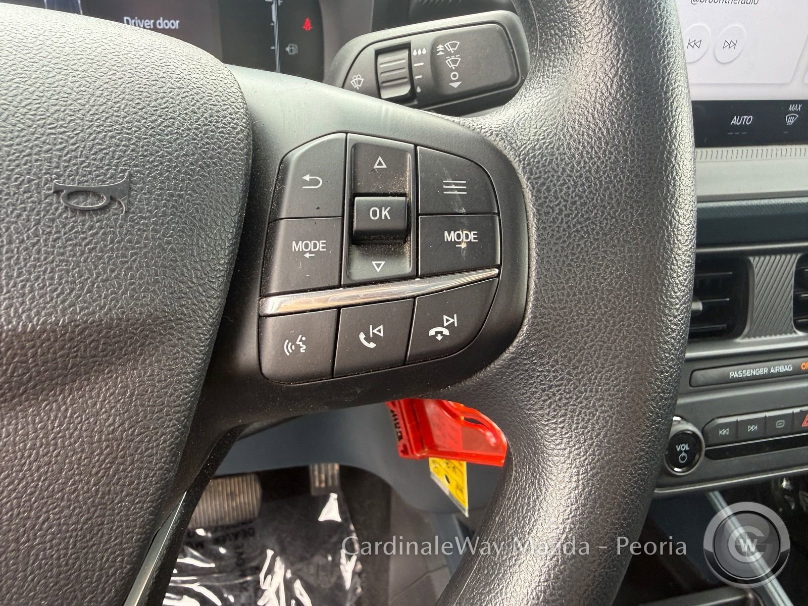 Used 2025 Ford Maverick XL image 18