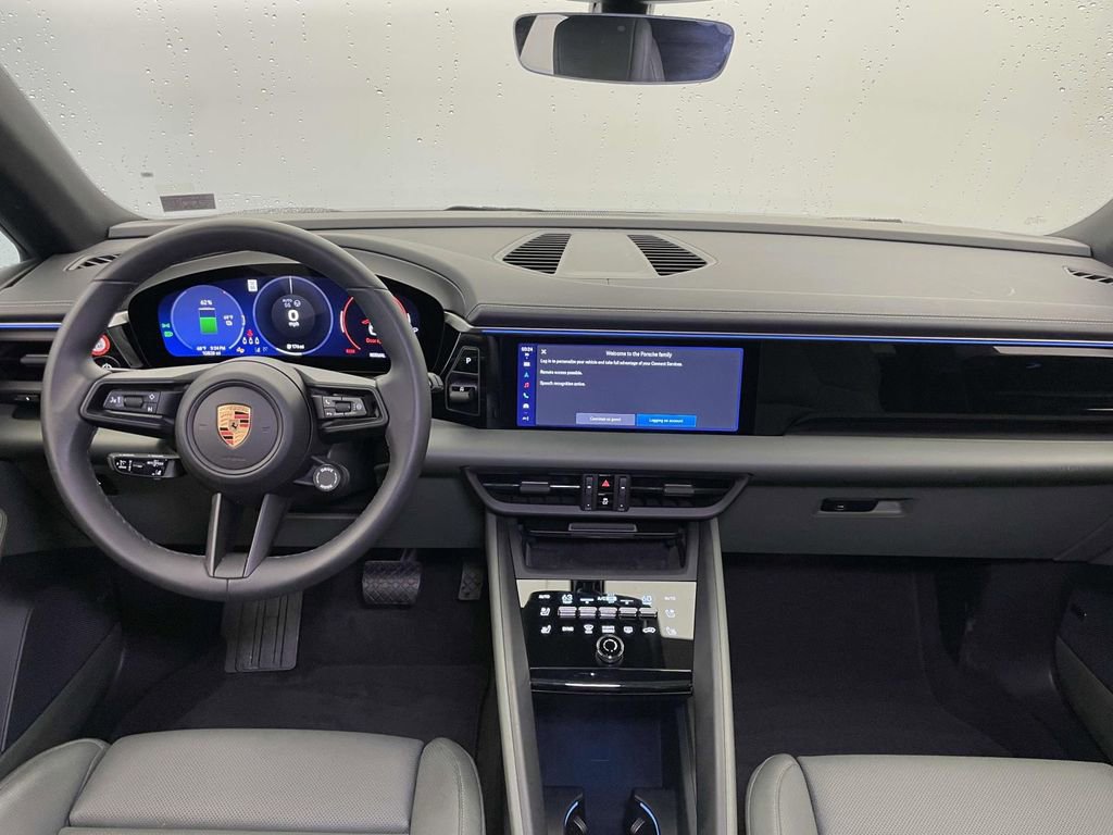 Certified 2025 Porsche Macan 4 Electric image 26
