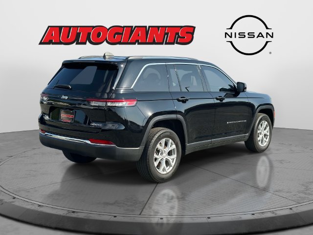 Used 2023 Jeep Grand Cherokee Limited AWD/4WD image 5