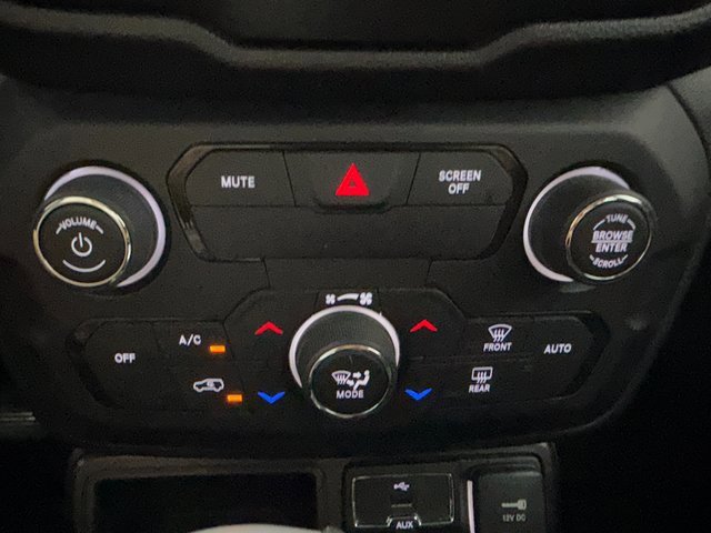 Used 2020 Jeep Renegade Sport image 18