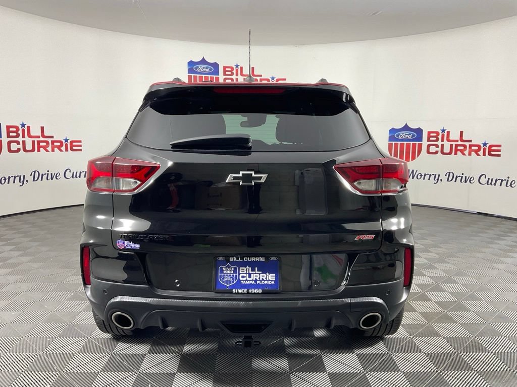 Used 2021 Chevrolet TrailBlazer RS w/ Sun and Liftgate Package FWD image 4