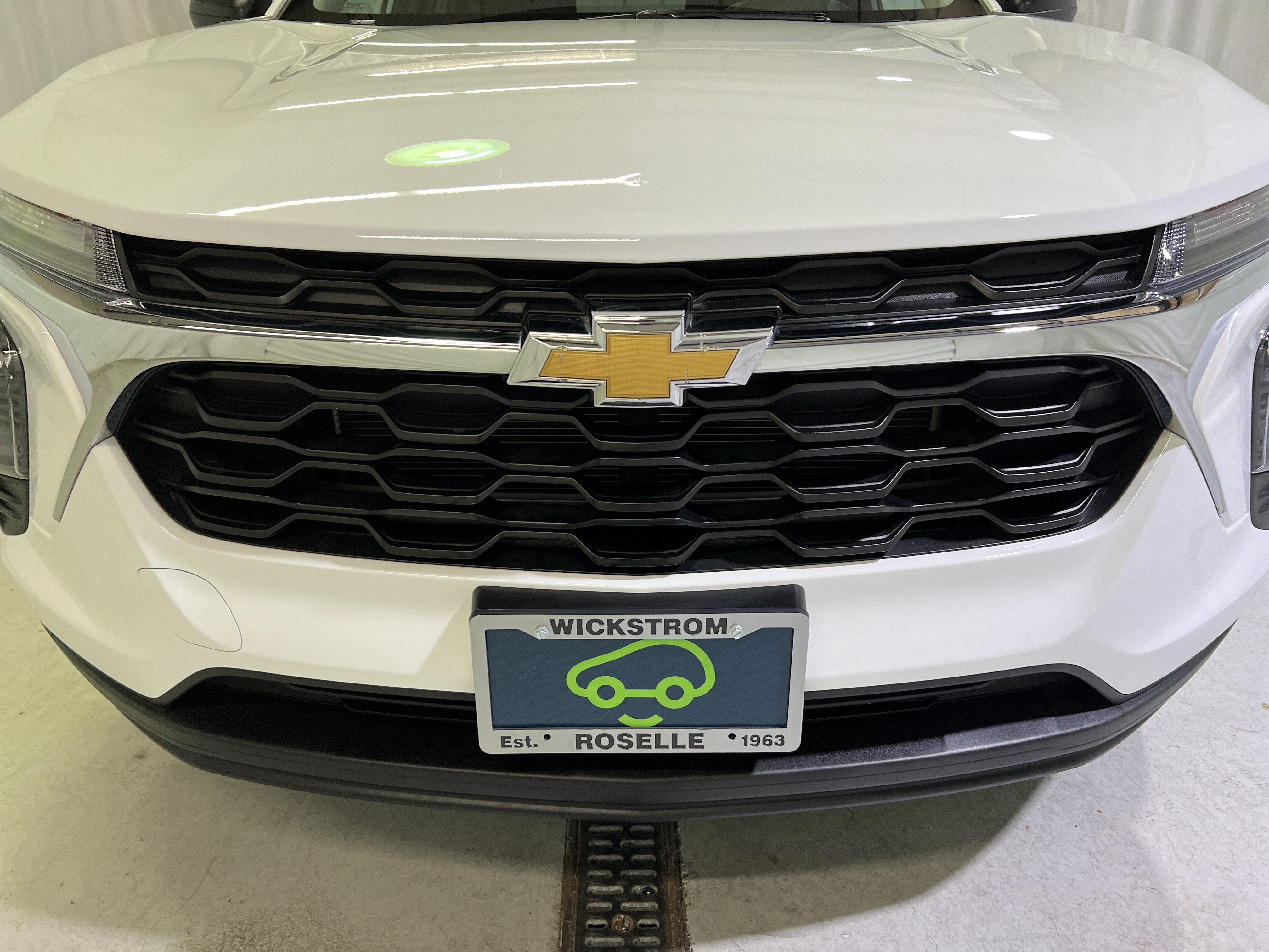 Certified 2024 Chevrolet Trax LS FWD image 4