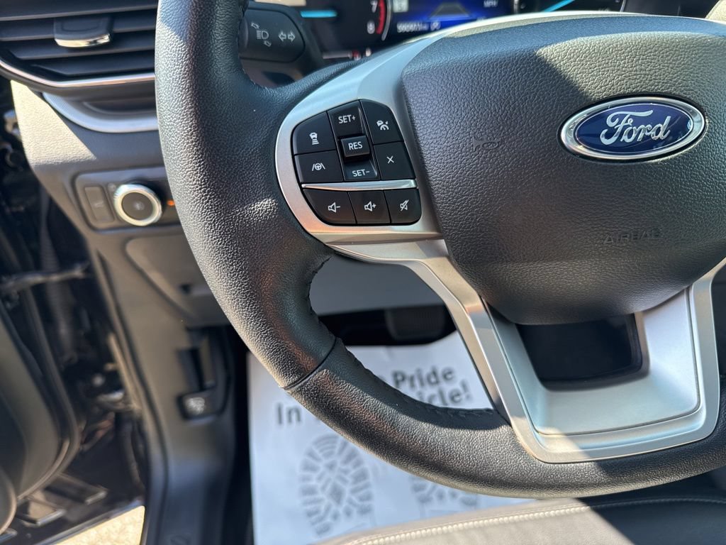 Certified 2023 Ford Explorer XLT w/ Equipment Group 202A AWD/4WD image 20