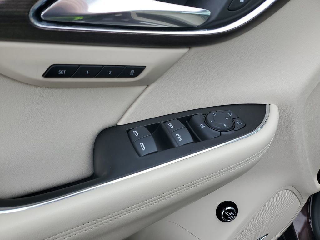 Certified 2023 Buick Envision Avenir image 22