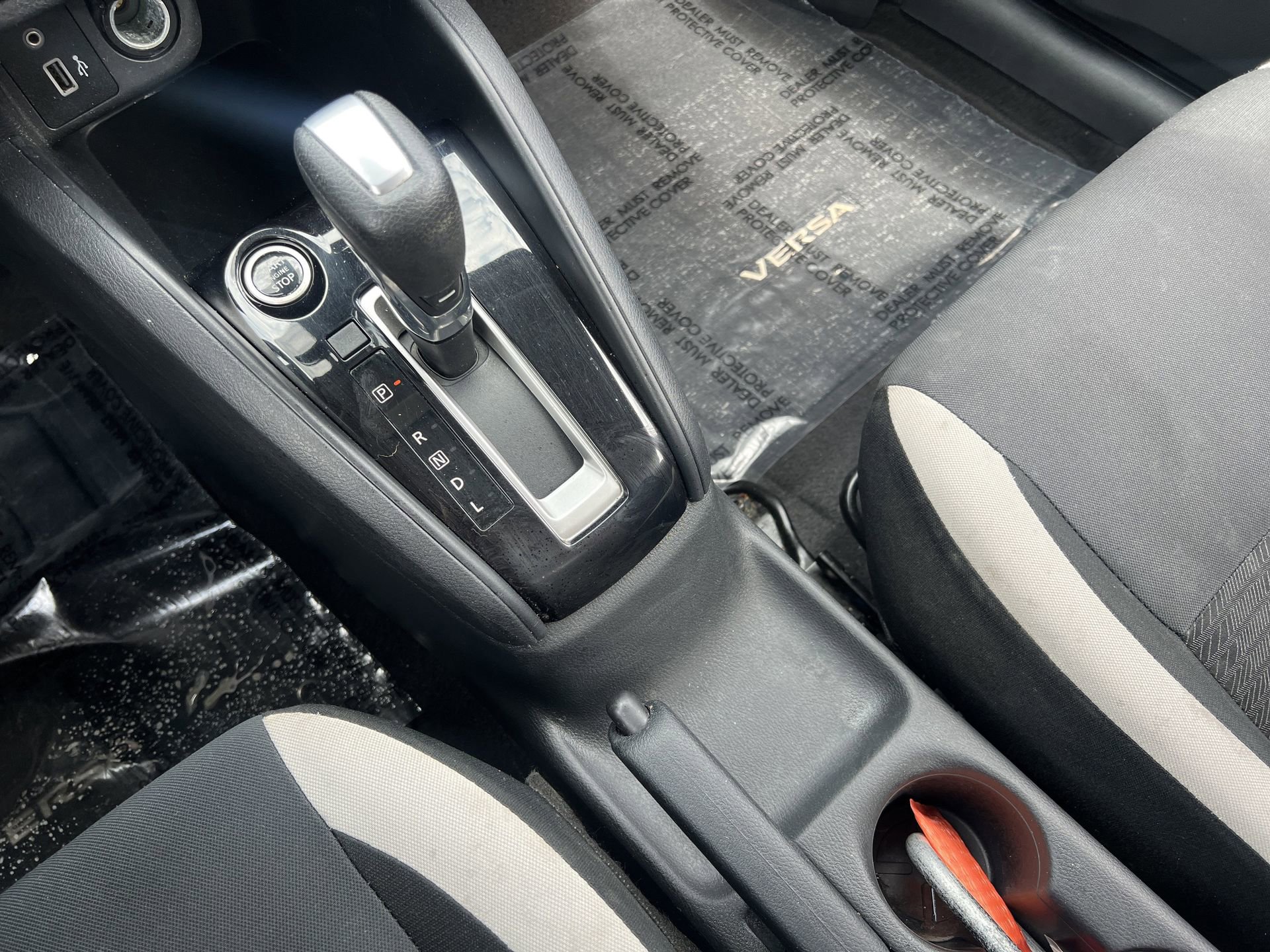 Used 2021 Nissan Versa SV image 8