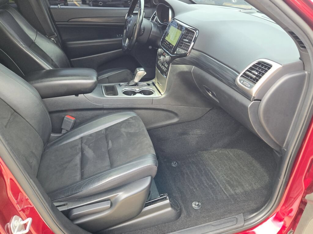 Used 2021 Jeep Grand Cherokee Laredo X AWD/4WD image 7