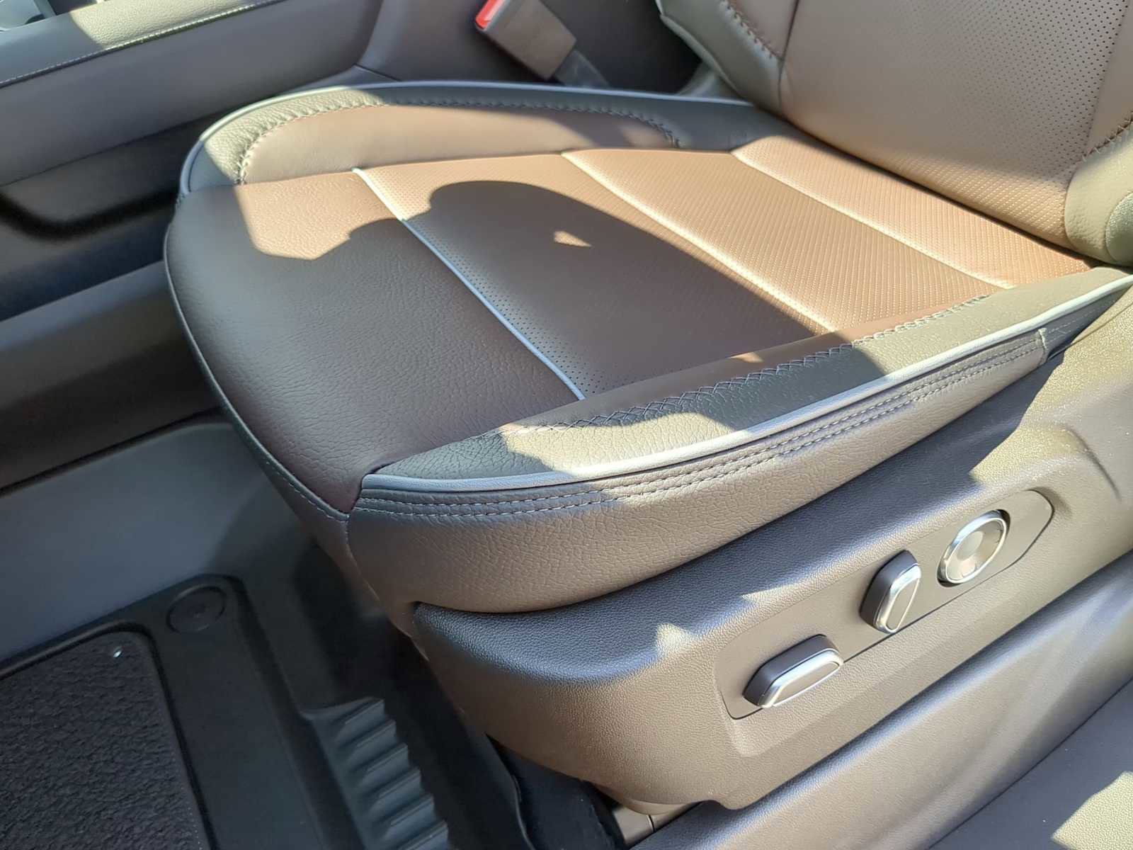New 2026 GMC Sierra 1500 Denali AWD/4WD image 13