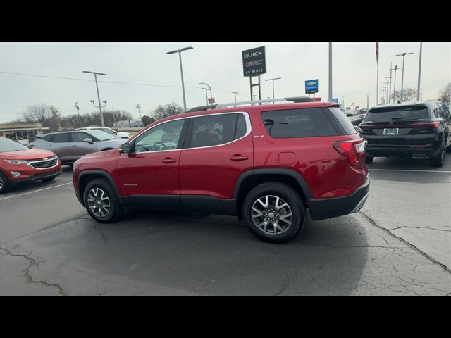Used 2023 GMC Acadia SLE w/ Driver Convenience Package image 6