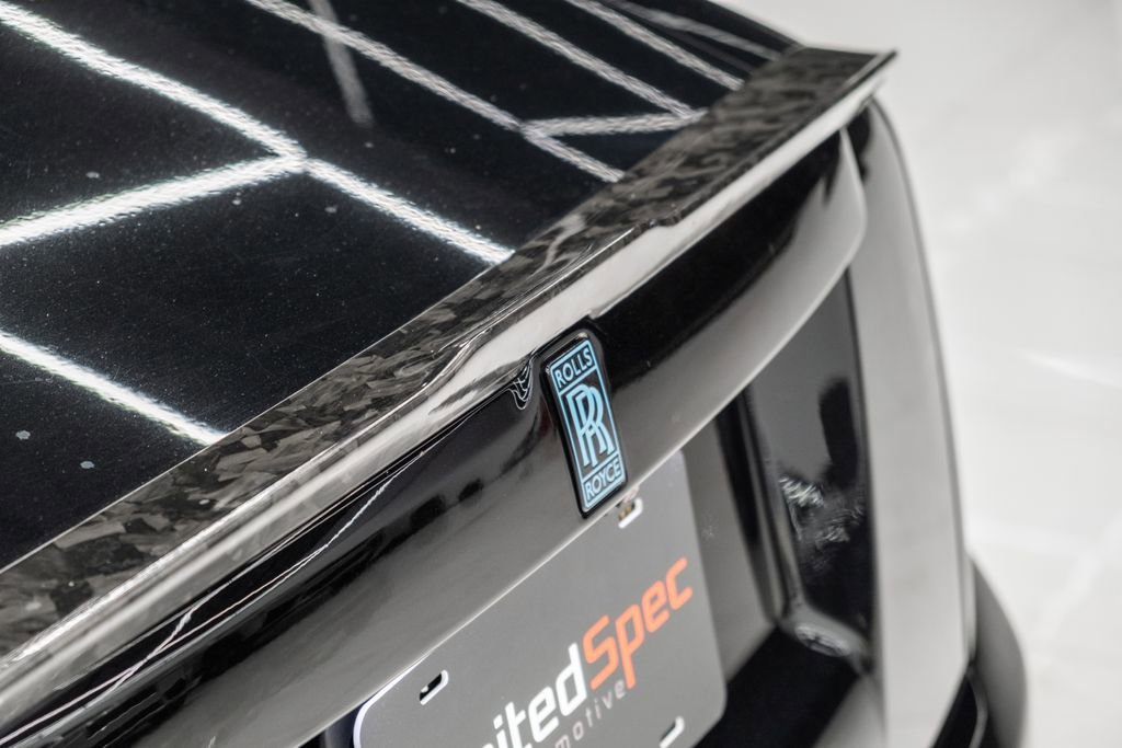 Used 2023 Rolls-Royce Phantom Sedan image 39